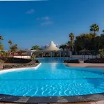 Comfortable Playa Roca Beachfront Access וילה