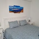 Comfortable Playa Roca Beachfront Access וילה