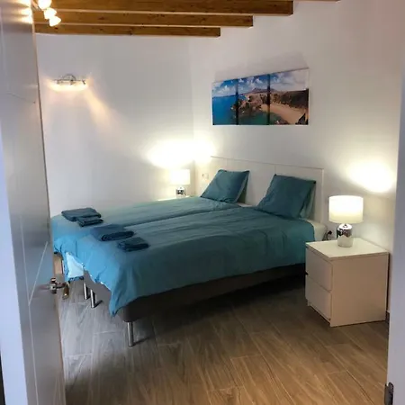 Comfortable Playa Roca Beachfront Access Villa *