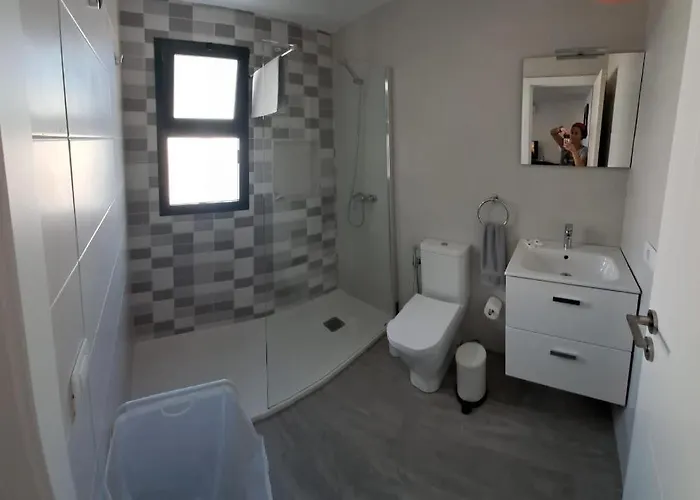 Villa Comfortable Playa Roca Beachfront Access Costa Teguise