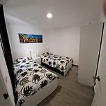 فيلة Comfortable Playa Roca Beachfront Access كوستا تاغيسي