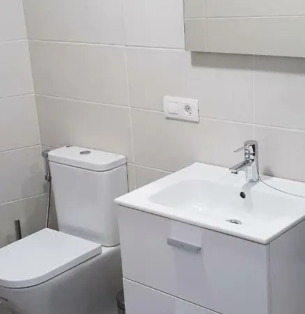 Comfortable Houses Playa Roca Beachfront Access * קוסטה טגוויסה