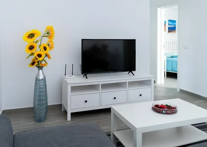 Villa Comfortable Playa Roca Beachfront Access *