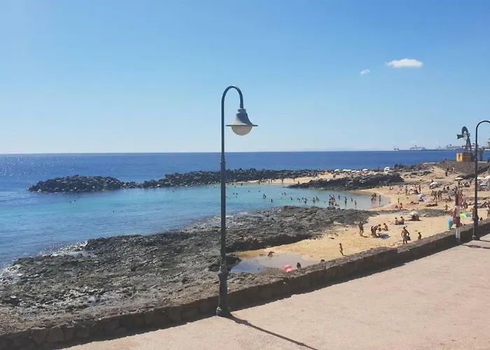 Comfortable Playa Roca Beachfront Access