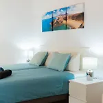 Comfortable Playa Roca Beachfront Access *