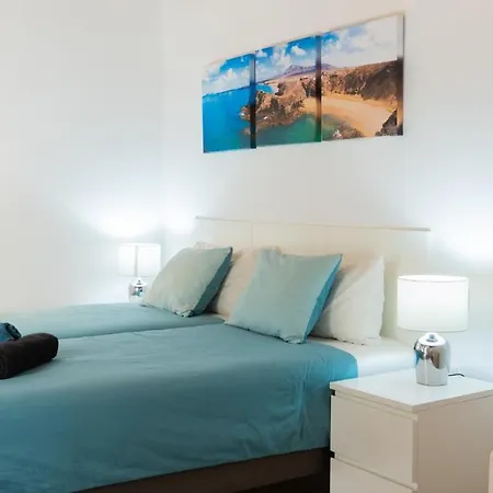 Comfortable Playa Roca Beachfront Access *