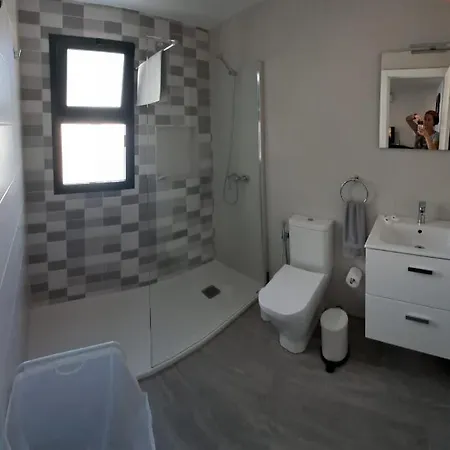Villa Comfortable Playa Roca Beachfront Access Costa Teguise